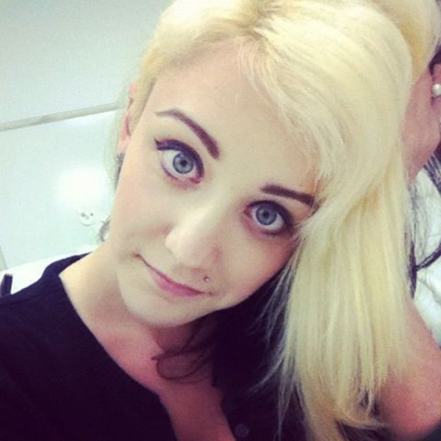 bottle blonde Bangstyle House of Hair Inspiration